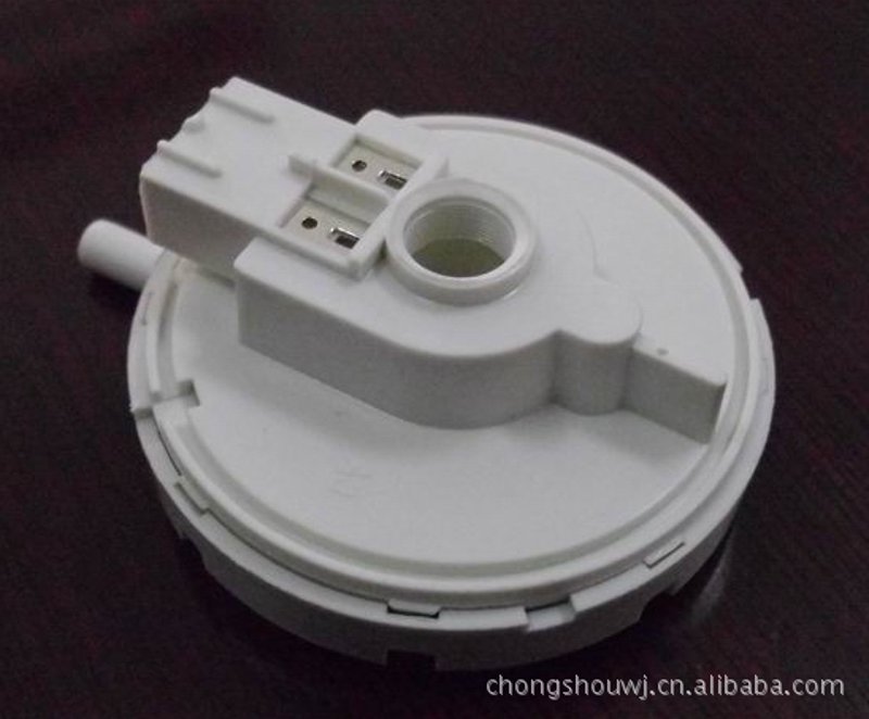 模具开发，不仅仅是简单的零件制造，它还是一个涵盖设计、制造和优化的一站式解决方案。今天我们就来探讨一下模具开发这项复杂的服务究竟是属于哪一类发票项目。